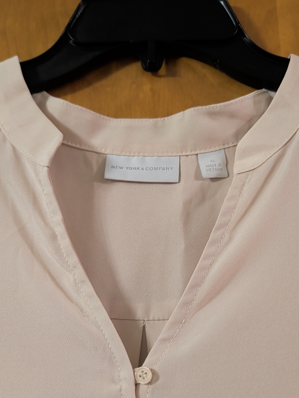 New York & Company Blush Lace-Trim Sleeveless Button Front Top - Picture 4 of 8
